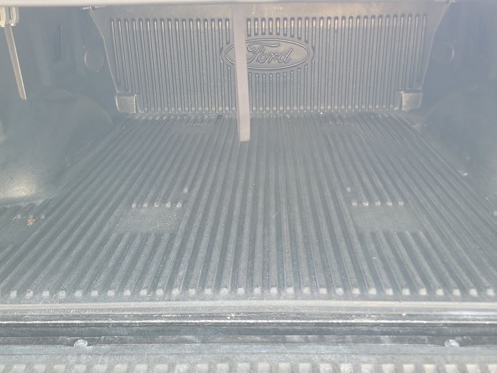 Used 2020 Black Ford Lariat image 7