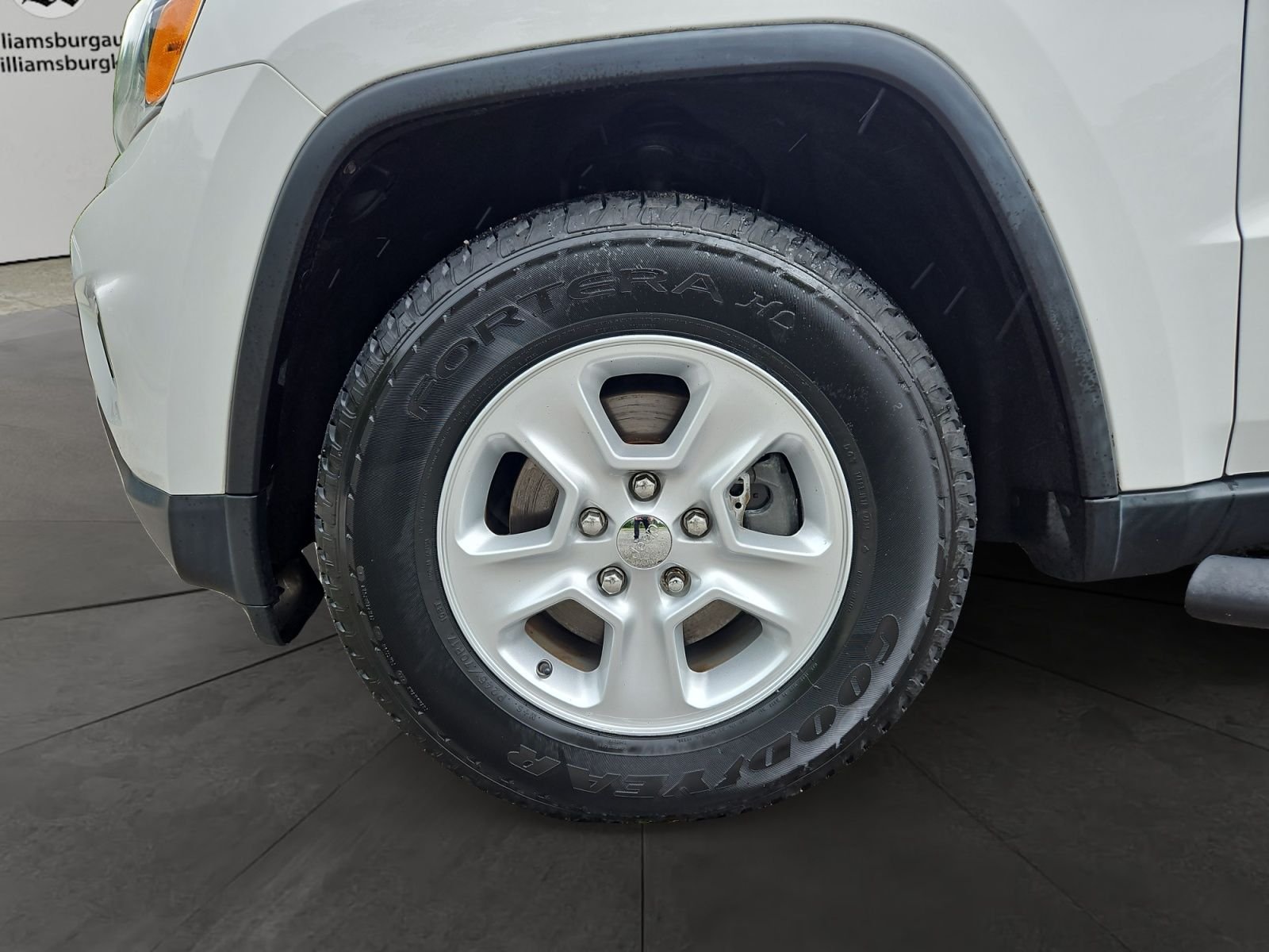 Used 2015 White Jeep Laredo image 14