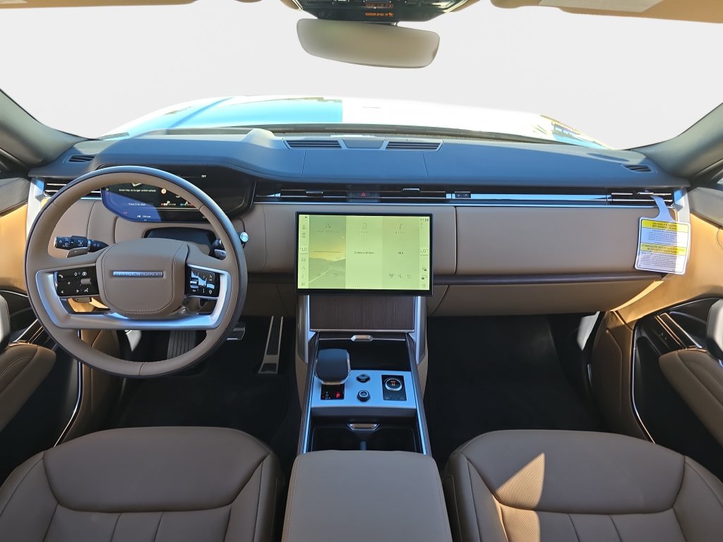 New 2027 Belgravia Green Land Rover SE LWB image 9