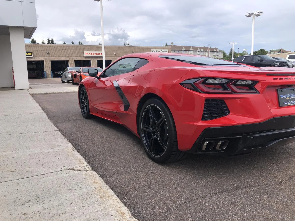 Used 2020 Red Chevrolet 2dr Stingray Cpe w/1LT image 5