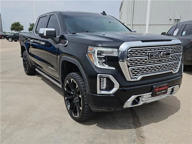 Used 2021 Onyx Black GMC Denali 4x4 Crew Cab 5.75 ft. box 147.4 in. WB image 6