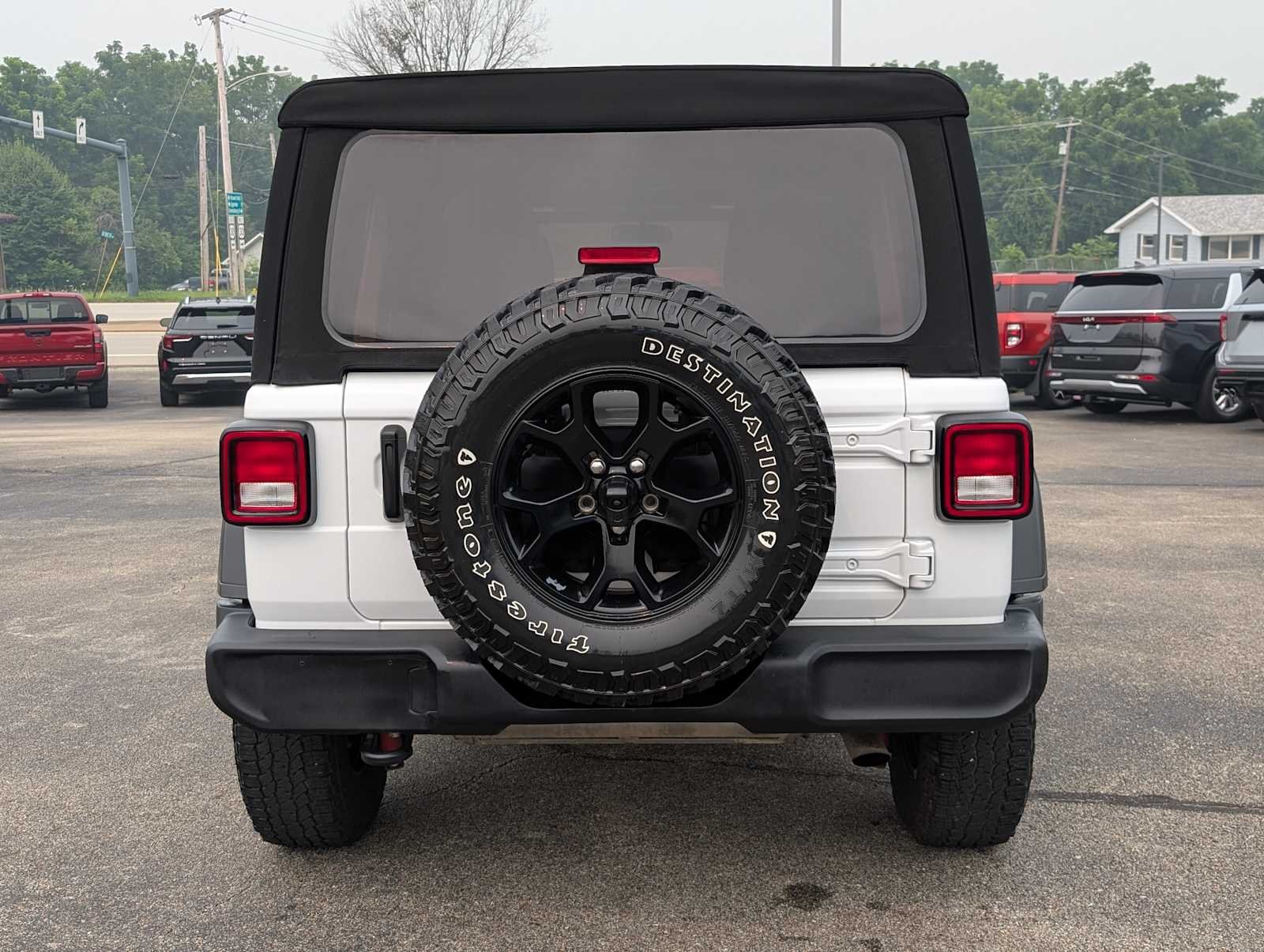 Used 2022 Bright White Clearcoat Jeep Unlimited Willys image 9