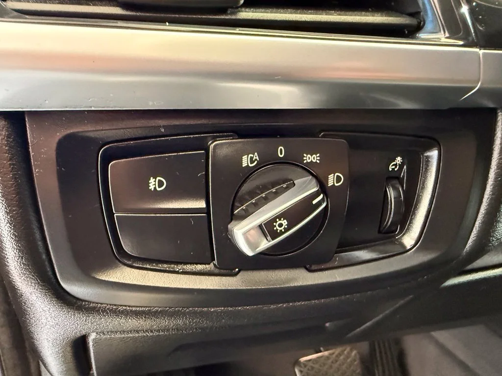 Used 2018 Dark Graphite BMW sDrive35i image 35