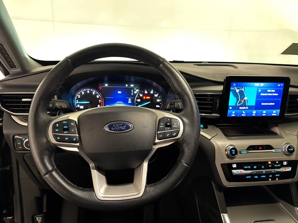 Certified Used 2020 Black Ford XLT image 8