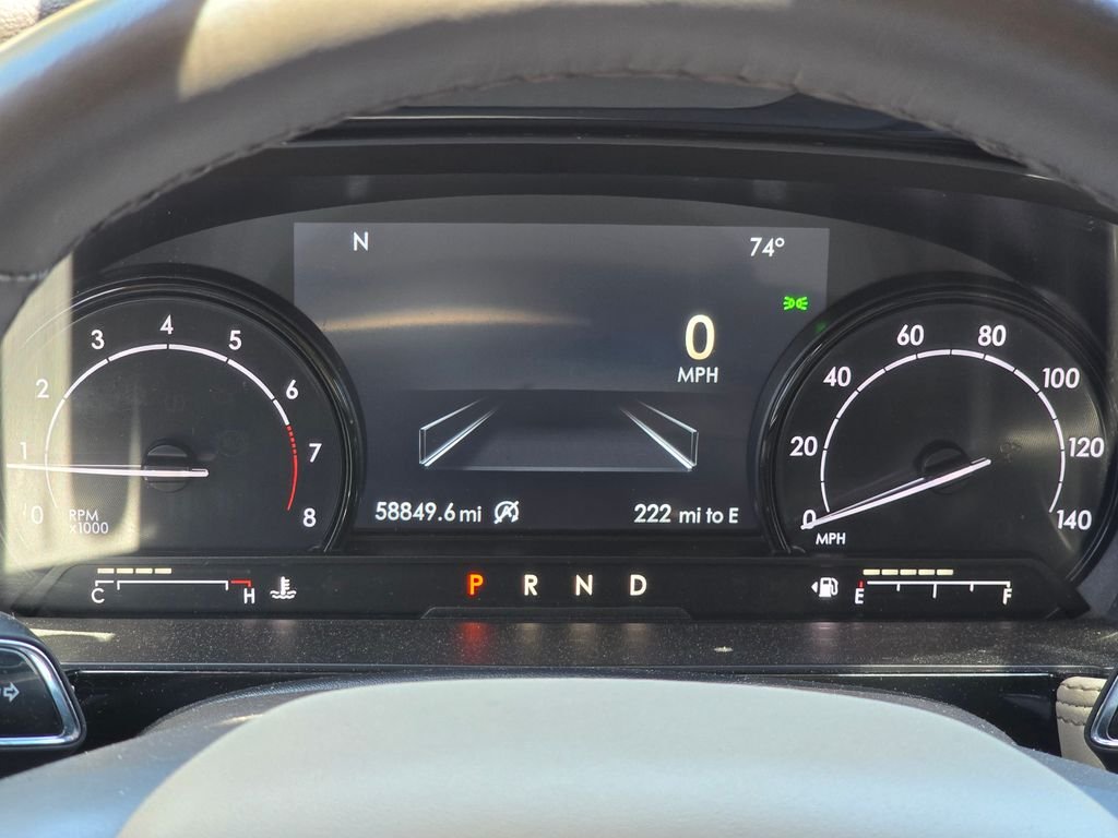 Used 2022 Black Metallic Lincoln Standard image 29
