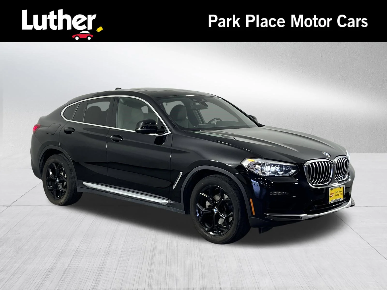 2021 BMW X4 xDrive30i's photo