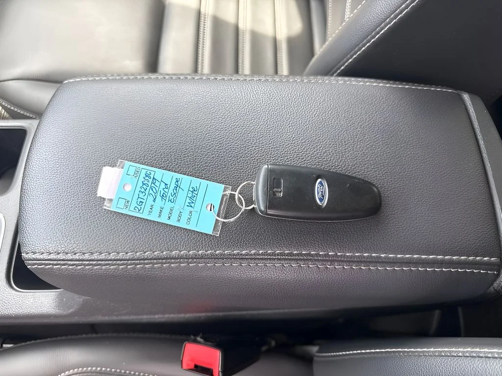 Used 2019 White Ford SEL image 31