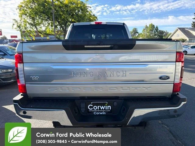 Used 2017 White Gold Metallic Ford  image 6