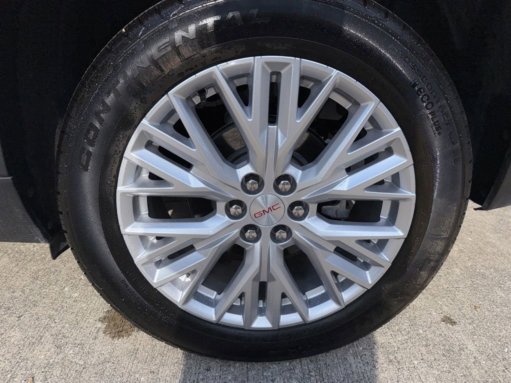 Used 2026 Summit White GMC Elevation image 48