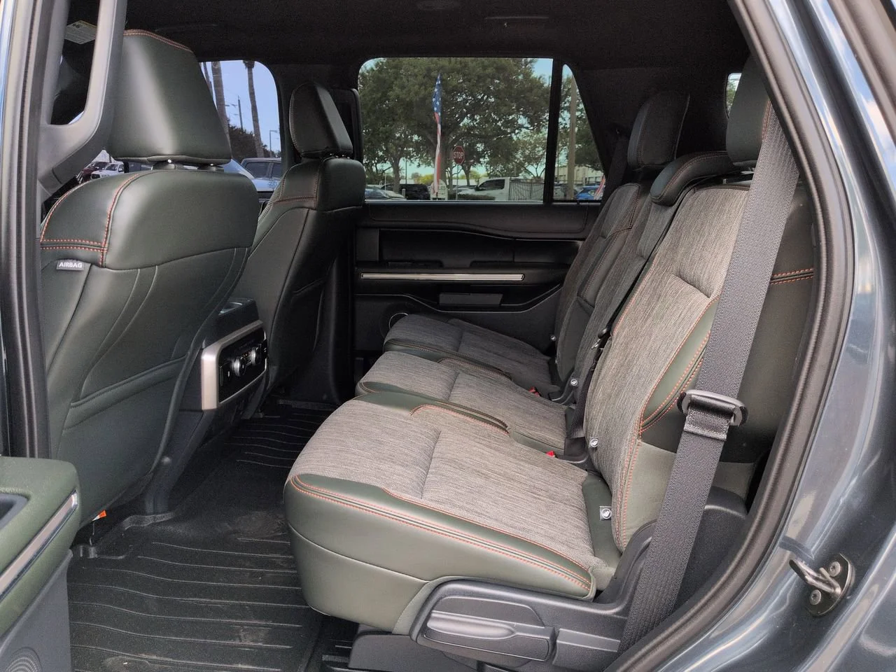 2024 Ford Expedition Timberline - Photo 14