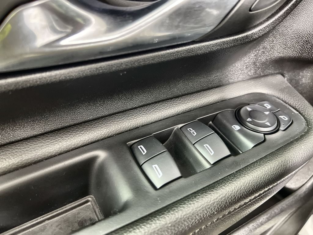 2024 GMC Terrain SLE - Photo 15