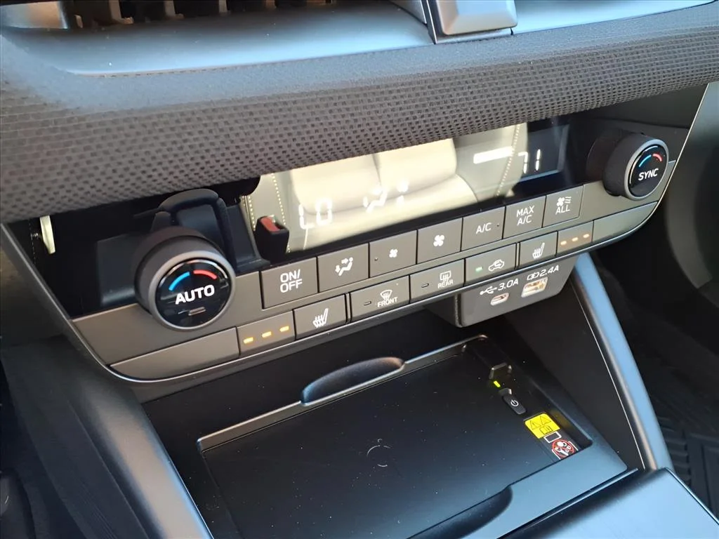 2026 Subaru Outback Limited - Photo 13