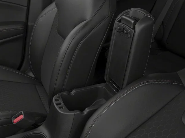 Used 2017 White Clearcoat Jeep Latitude image 18