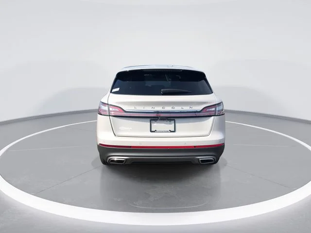 Used 2022 White Lincoln Reserve image 7