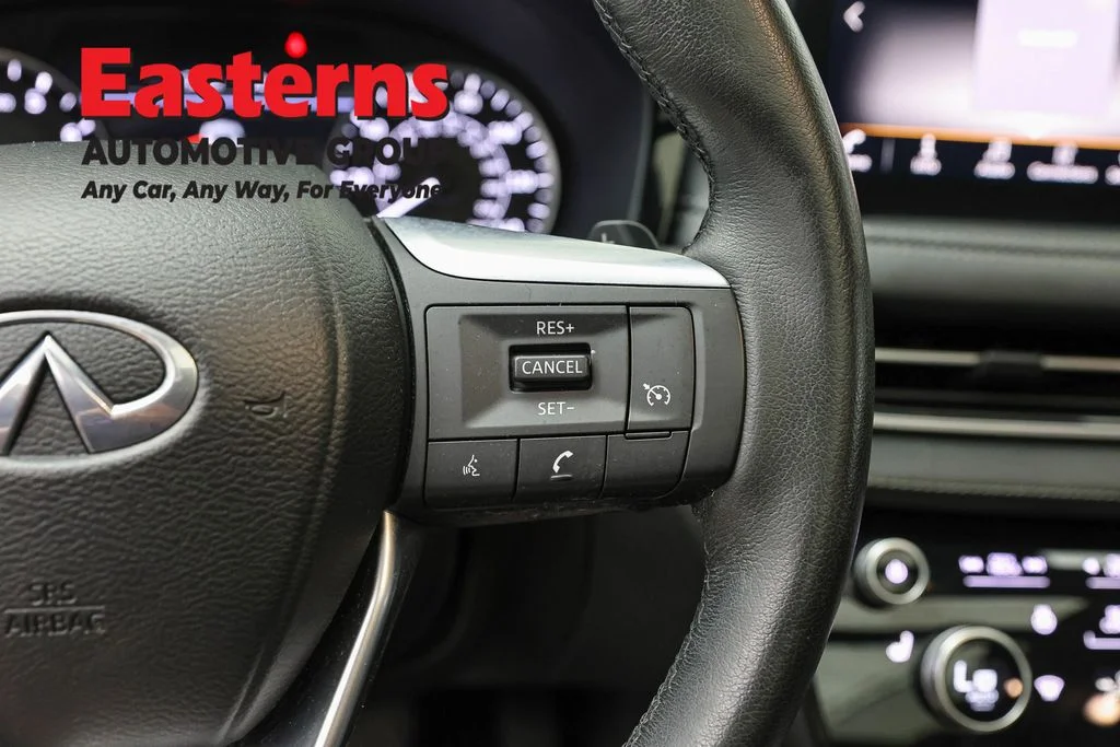 Used 2023 Black INFINITI PURE image 16