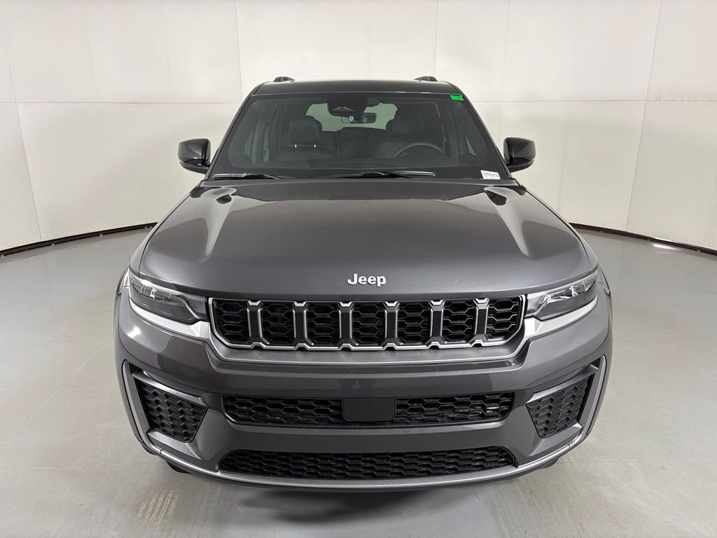 New 2026 Baltic Gray Metallic Clearcoat Jeep Limited image 3