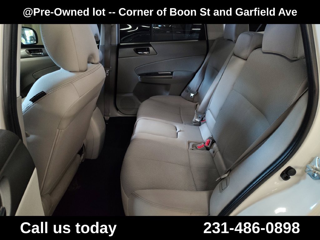 Used 2011 White Subaru 2.5X image 25
