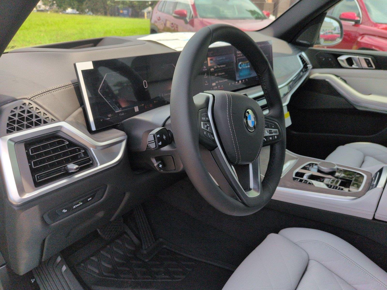 New 2026 Dravit Grey Metallic BMW xDrive40i image 19