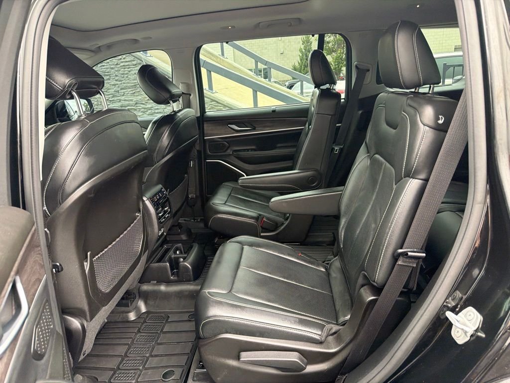 Used 2022 Black Jeep Limited image 13