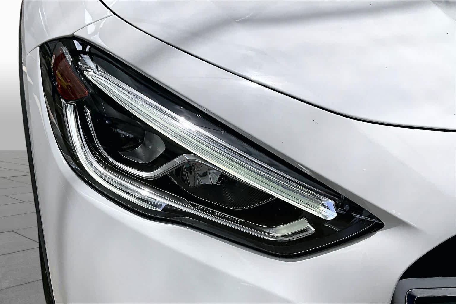 Used 2023 Polar White Mercedes-Benz GLA 250 image 28