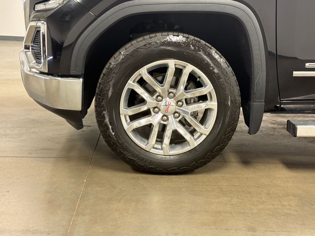 Used 2021 Black GMC SLT image 11