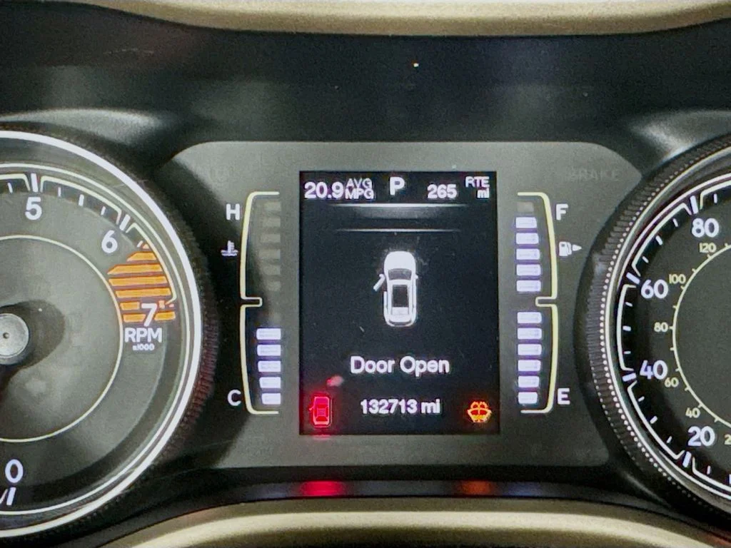Used 2016 Brilliant Black Crystal Pearlcoat Jeep Sport image 16