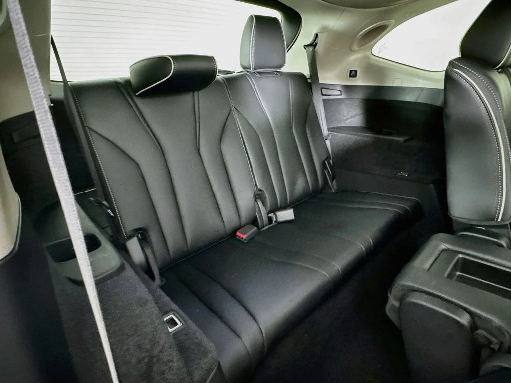 Used 2022 White Acura Advance image 34