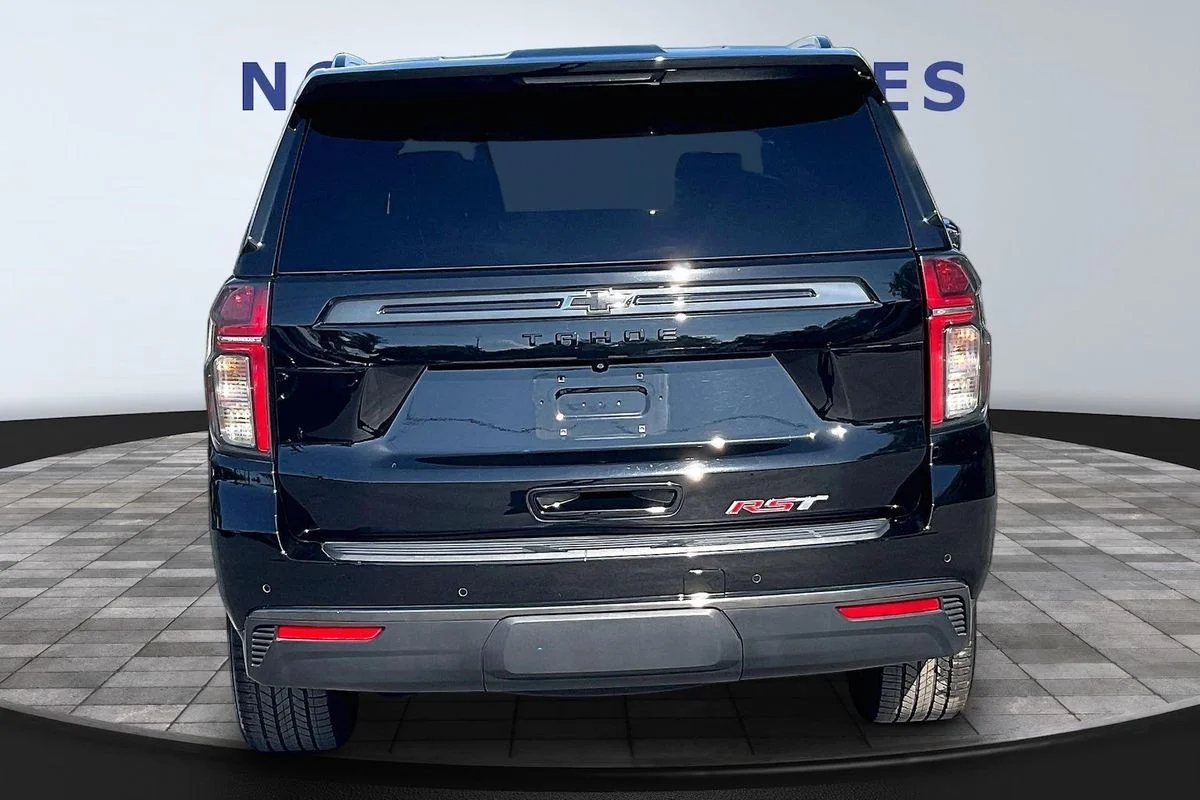 Used 2022  Chevrolet 2WD RST image 5