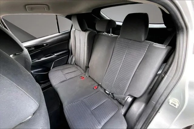 Used 2024 Silver Mitsubishi ES image 20