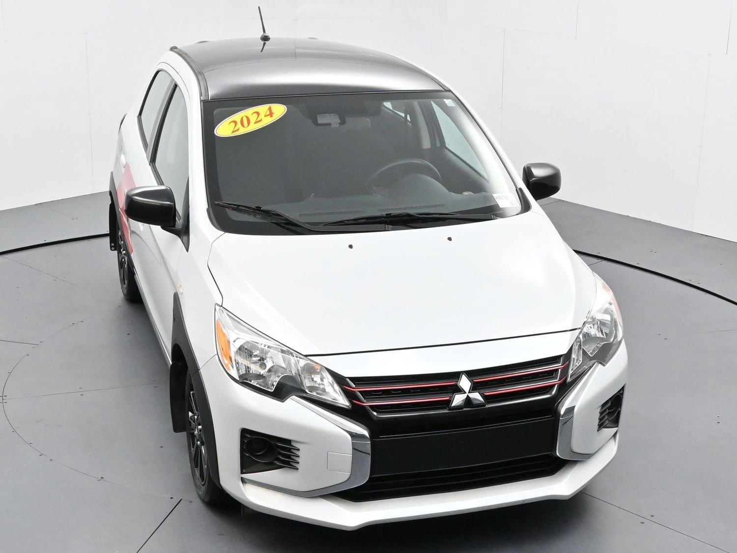 Used 2024 White Diamond w/Black Roof Mitsubishi Ralliart image 32