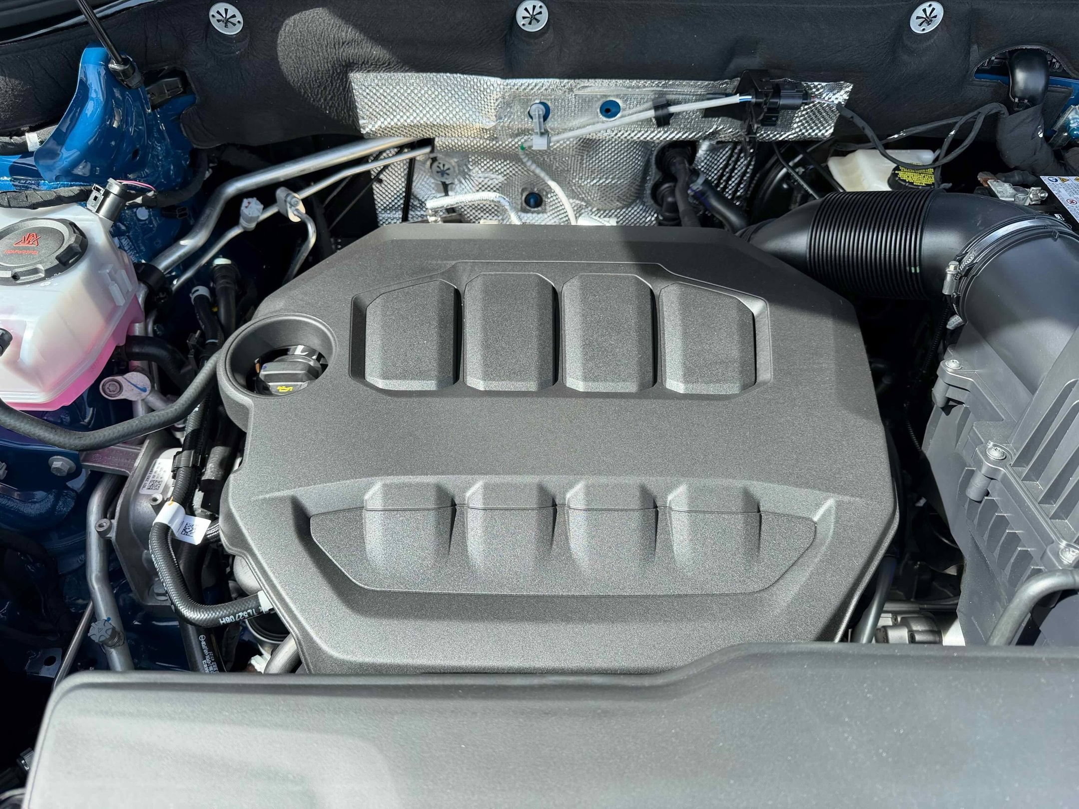 New 2026 Blue Volkswagen 2.0T SEL image 34
