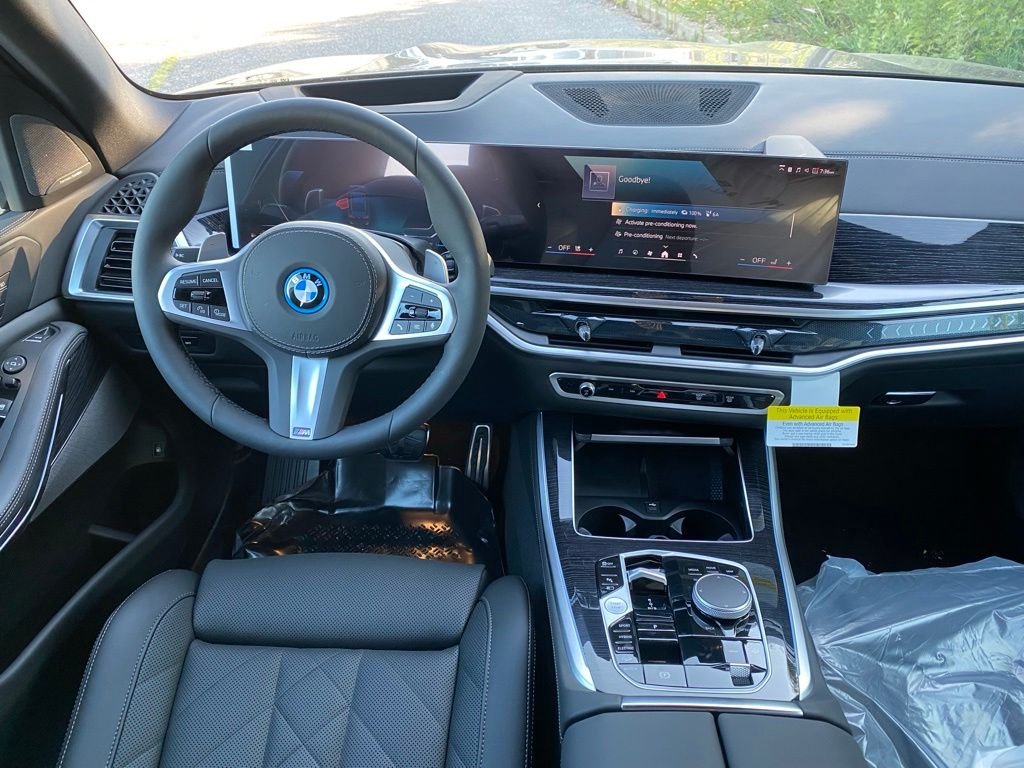New 2026 Black Sapphire Metallic BMW xDrive50e image 9