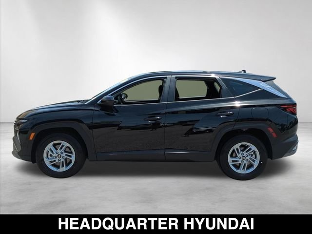 Used 2026 Black Hyundai SE image 8