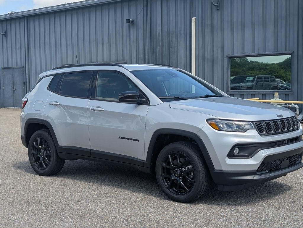 New 2026 Silver Zynith Metallic Clear-Coat Exterior Paint Jeep Latitude image 3