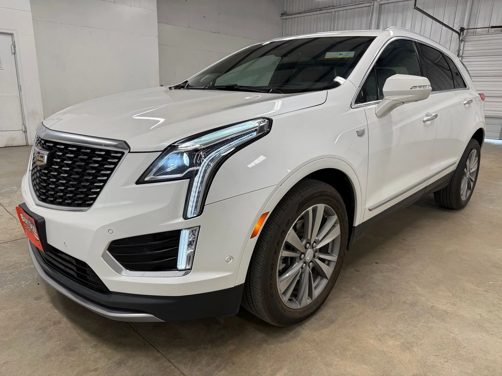Used 2022 White Cadillac Premium Luxury image 3