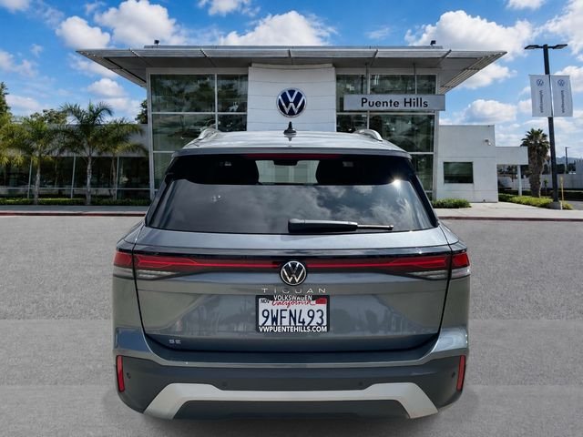 Used 2026 Platinum Gray Metallic Volkswagen 2.0T SE image 5