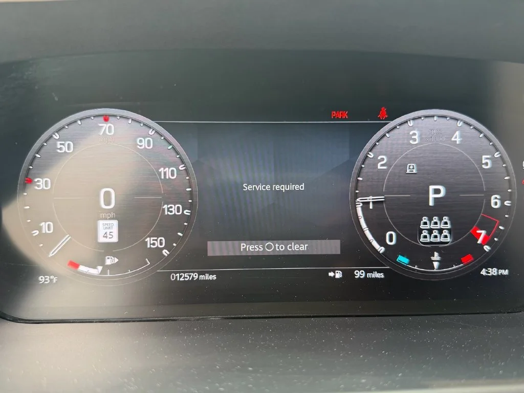 Used 2023 Black Land Rover SE image 23