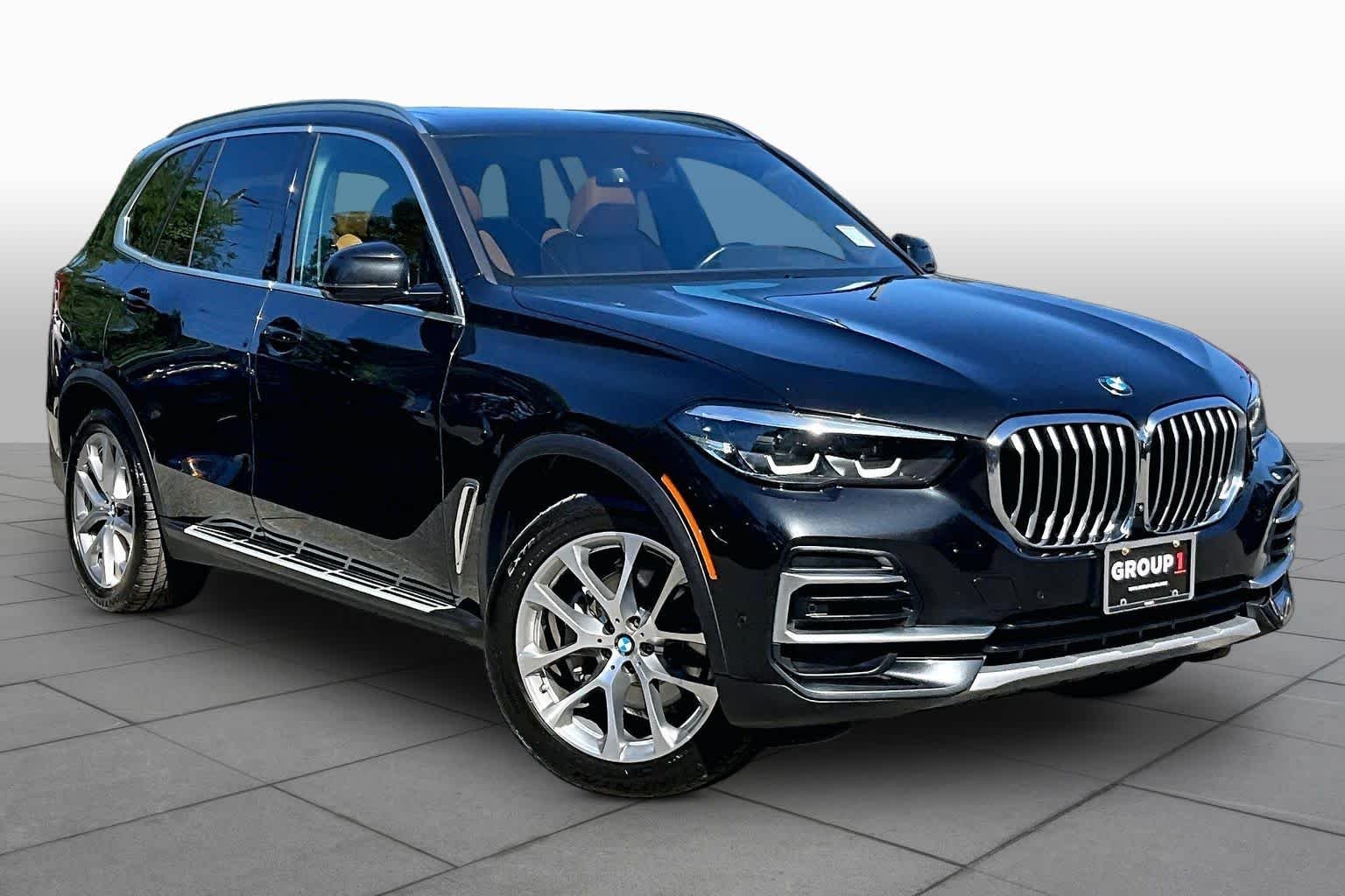 Used 2023 Black Sapphire Metallic BMW xDrive40i image 3