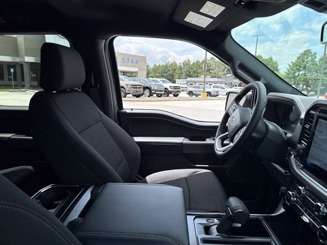 New 2026 Carbonized Gray Metallic Ford XLT image 13