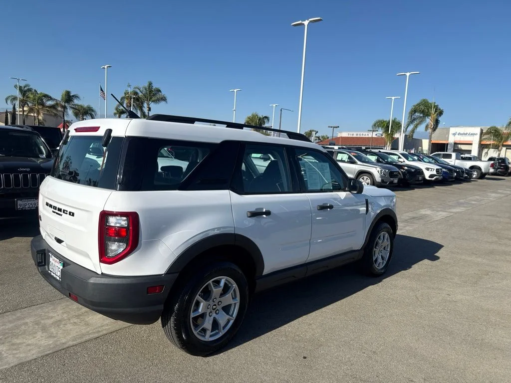 Used 2022 White Ford Base image 7
