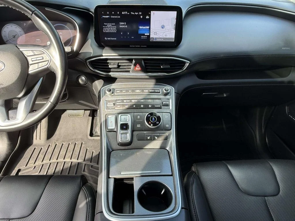 Used 2023 Silver Hyundai SEL image 18