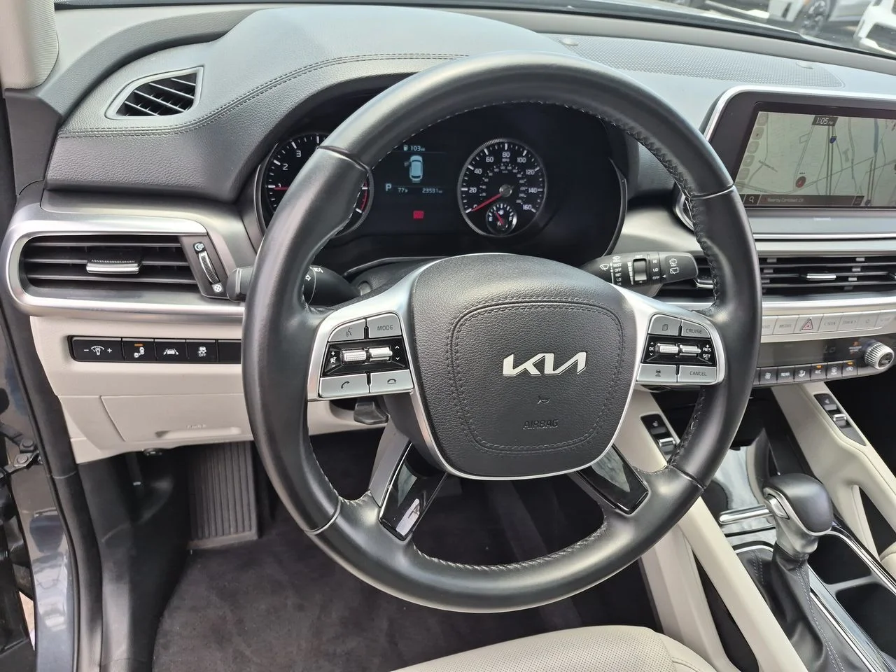 Certified Used 2022 Gravity Gray Kia S image 11
