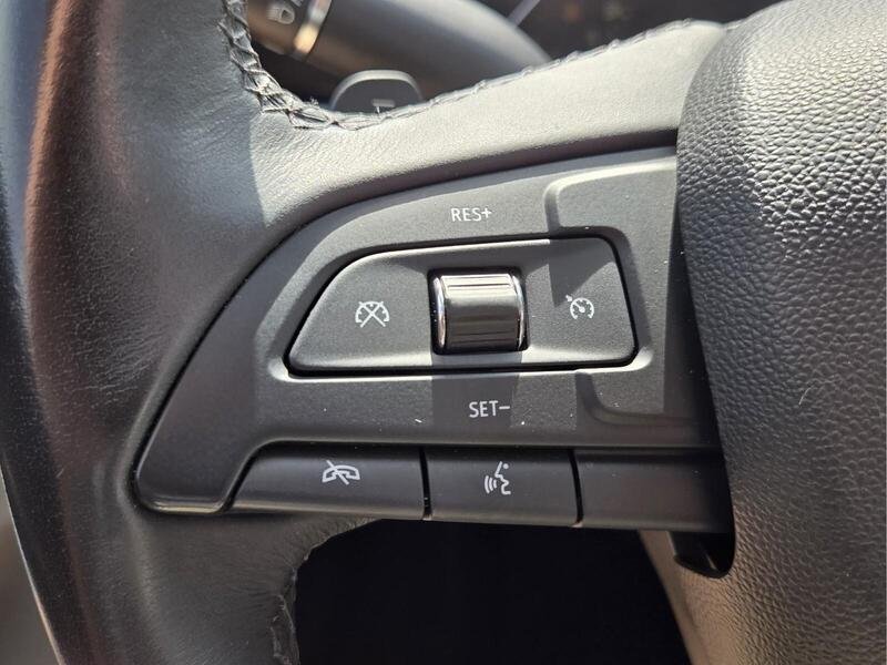 Used 2019 Atlantic Metallic CADILLAC FWD 4DR LUXURY image 32