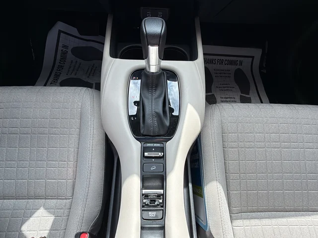 Used 2026  Honda LX image 23