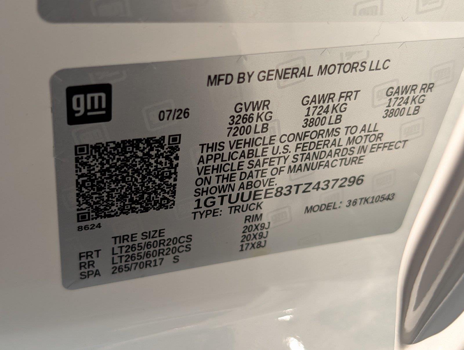 New 2026 Summit White GMC AT4 image 42
