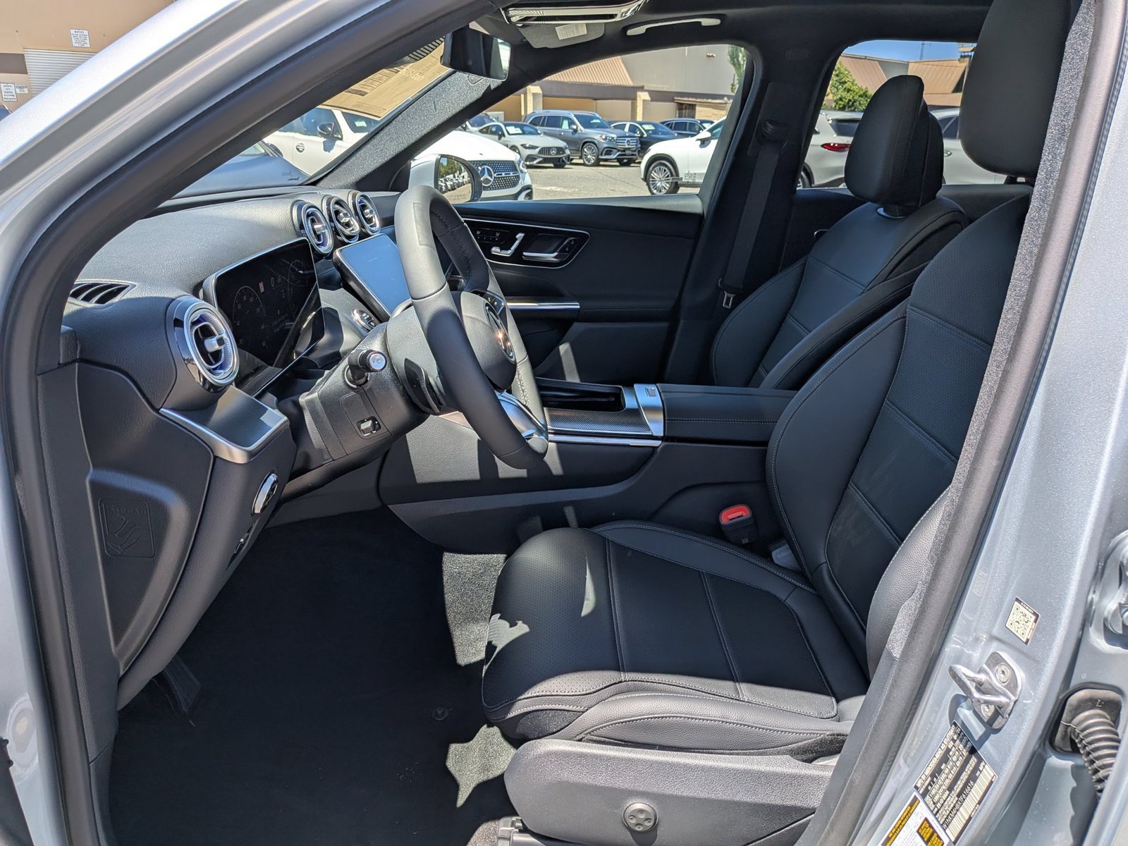 New 2026 Cirrus Silver Metallic Mercedes-Benz GLC 300 image 4