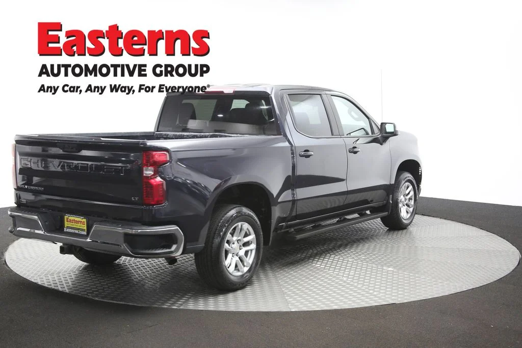 Used 2022 Gray Chevrolet LT image 40