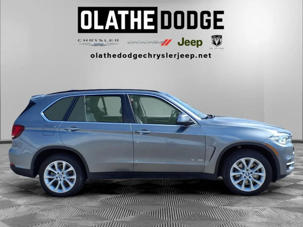 Used 2016 Gray BMW sDrive35i image 30