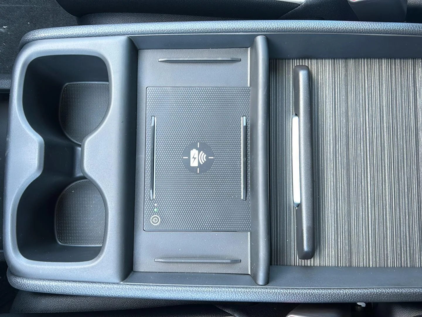 New 2026 Solar Silver Metallic Honda Touring image 7