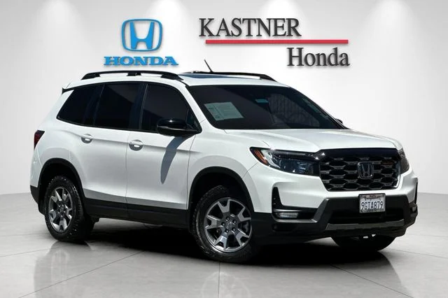 Certified Used 2023 Platinum White Pearl Honda TrailSport image 1